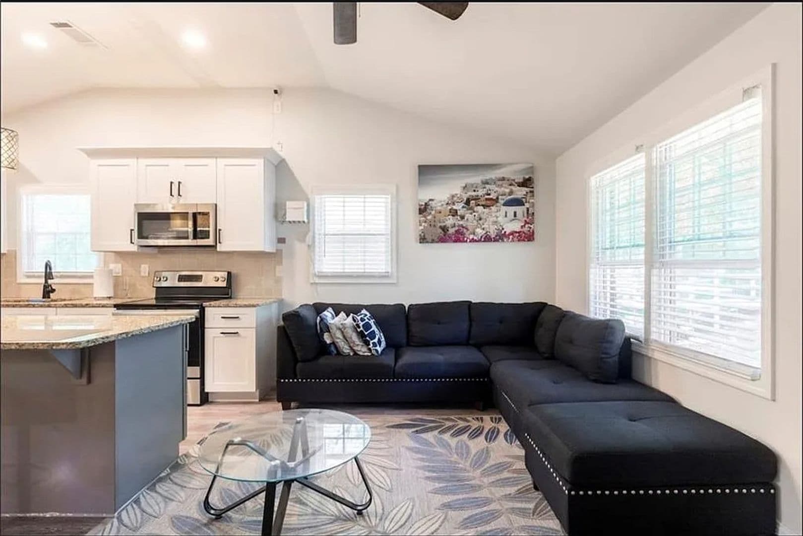 Atlanta House: 612 Cedar Ave NW
