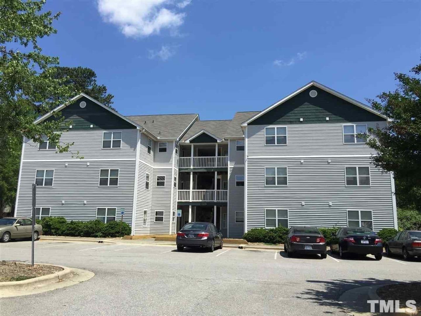 Raleigh House: 1110 #303 Carlton Ave
