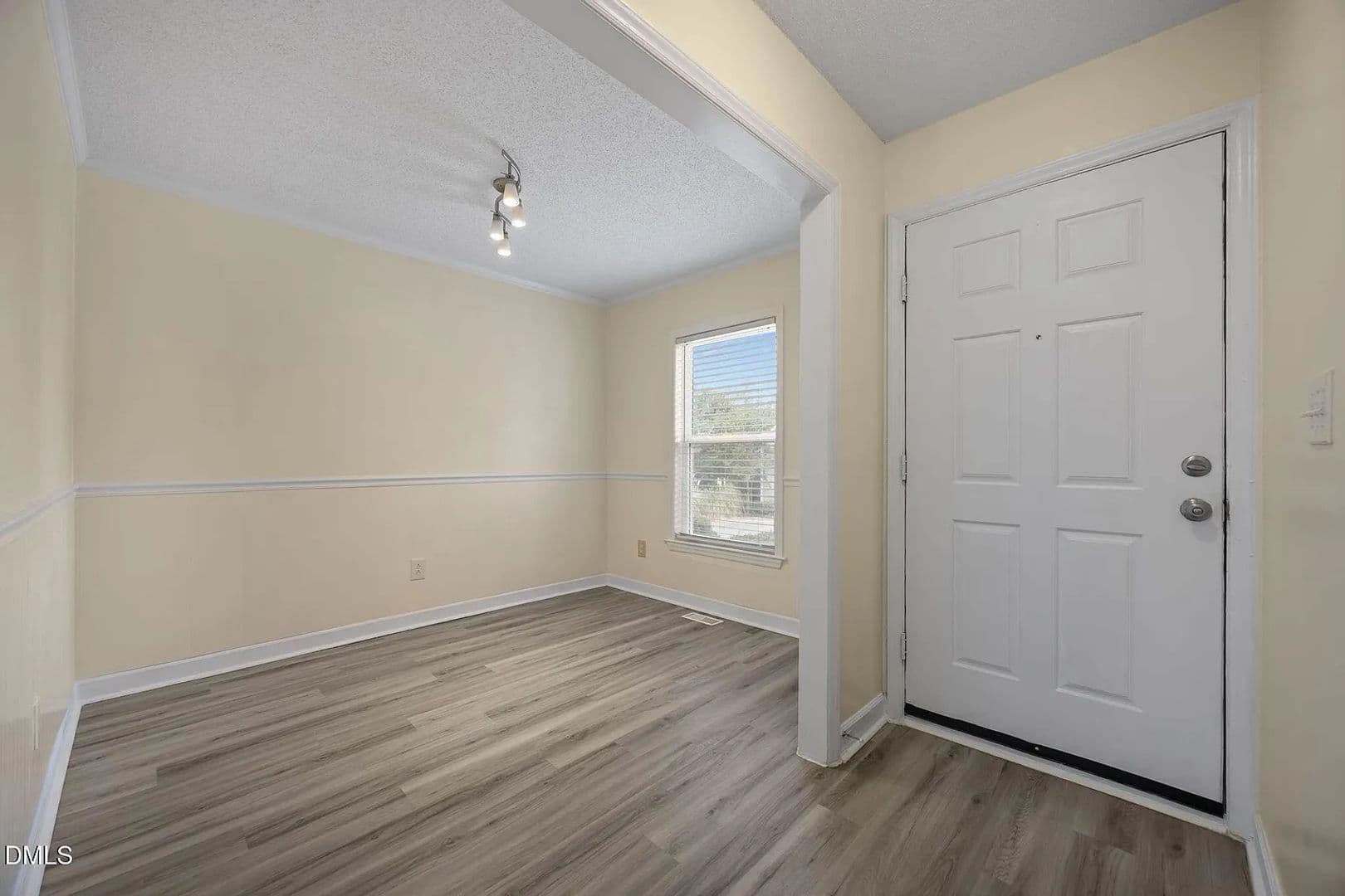 Raleigh House: 1627 Oakland Hills Way