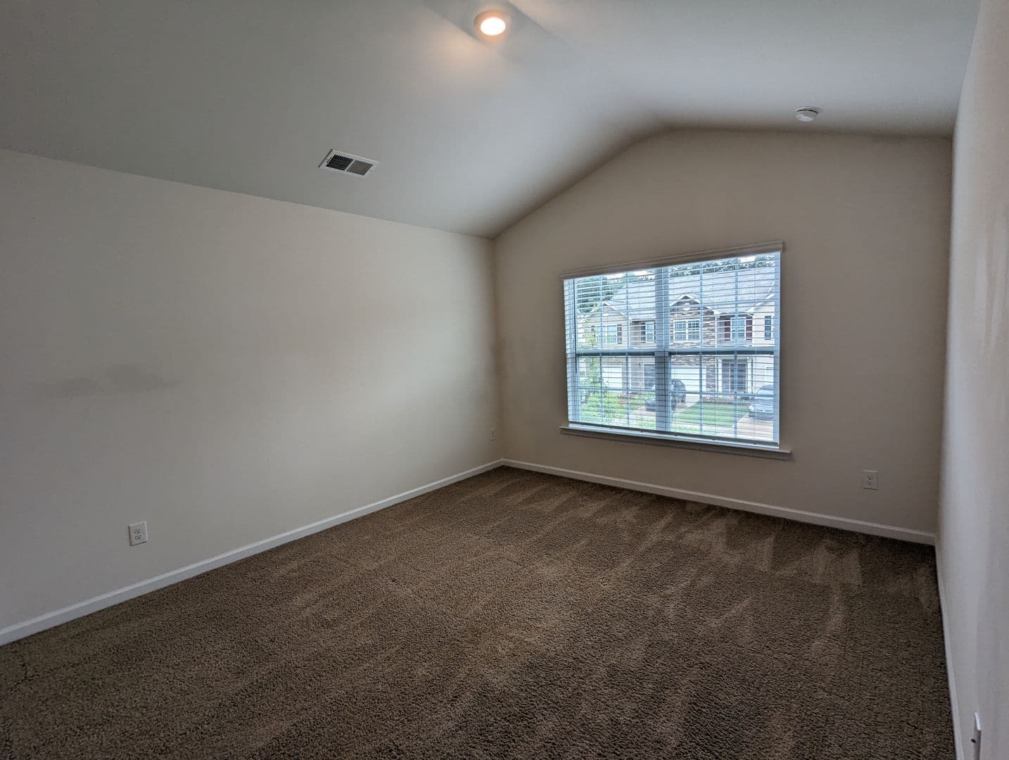Charlotte House: 6103 Guildford Hill Ln