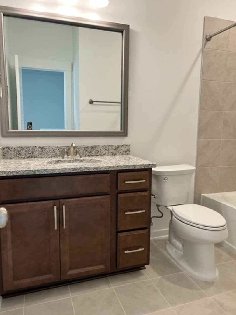 Cary House: 1110 Kiernan Grove Ln