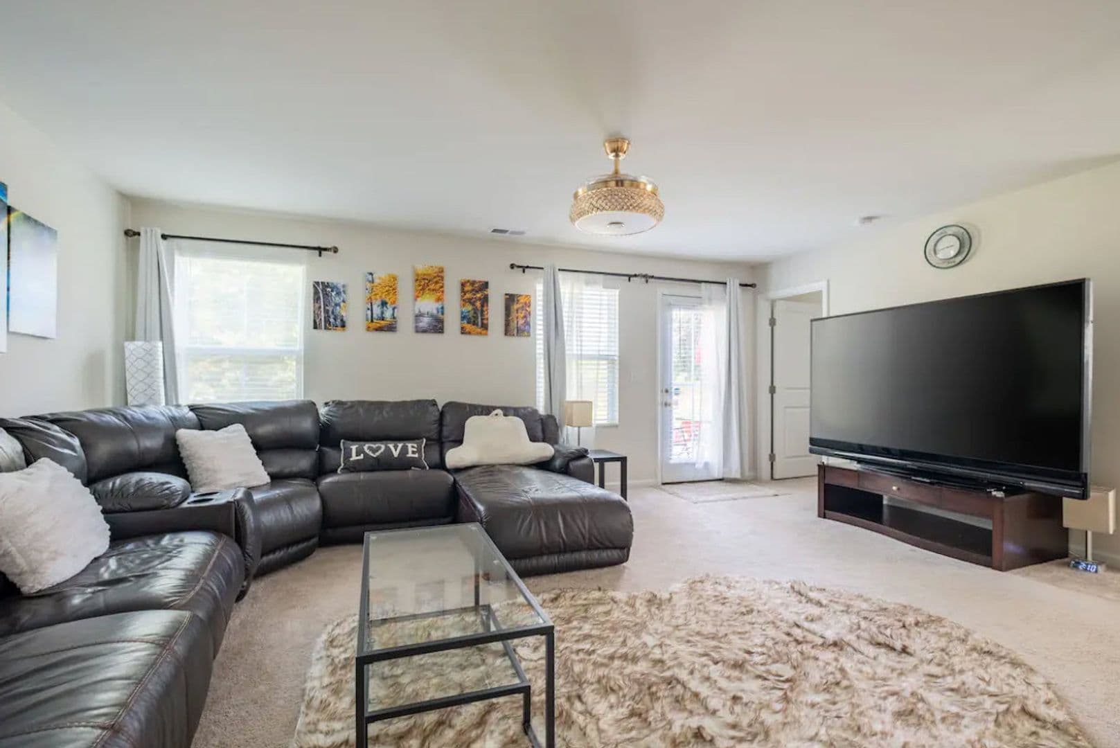 Charlotte House: 1020 Skipjack Ln