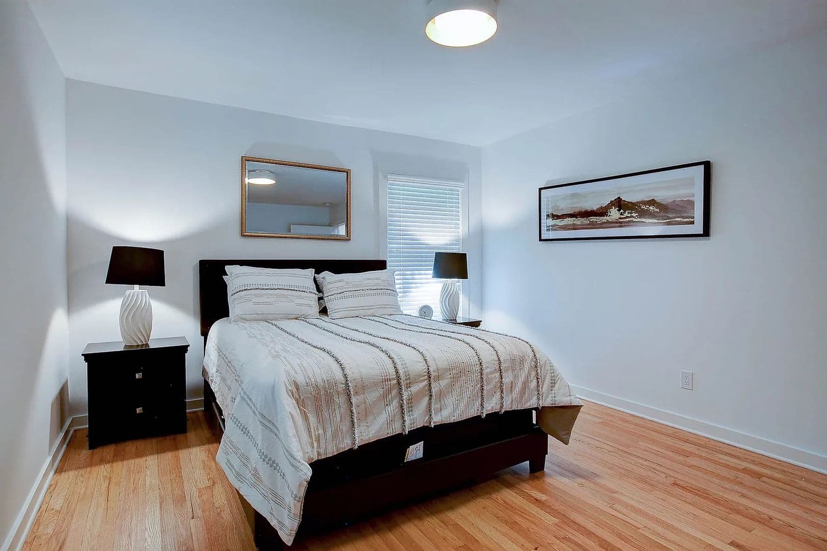 Smyrna House: 1573 Cooper Lake Rd SE