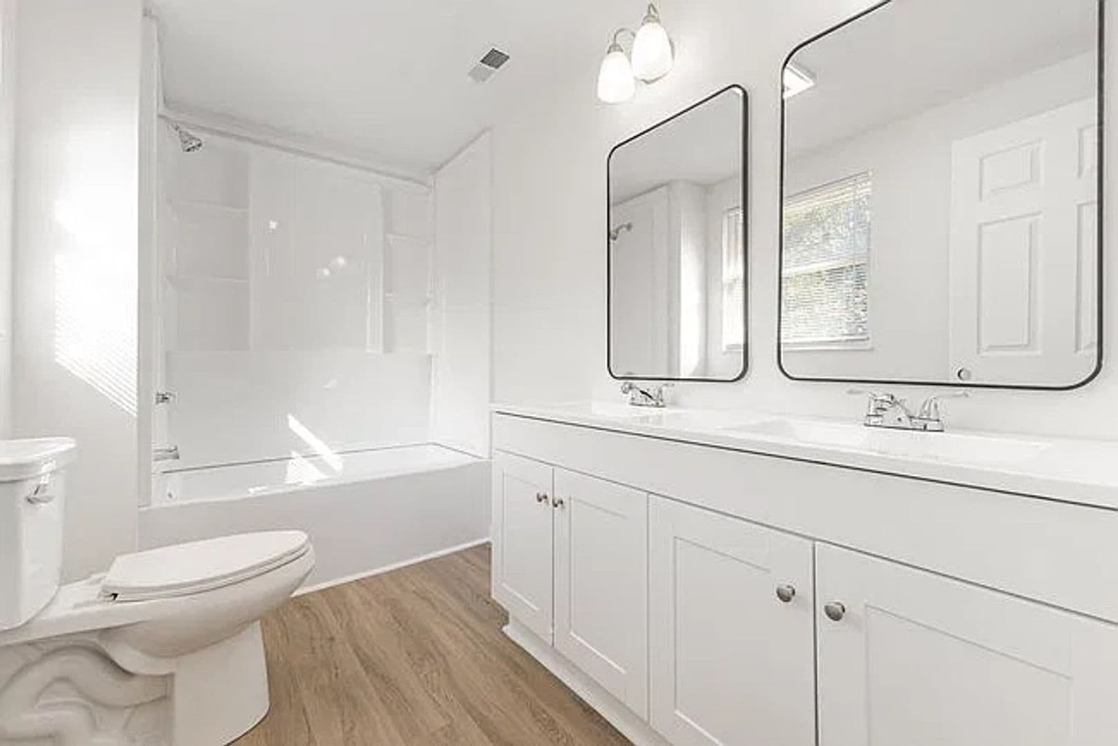 Charlotte House: 8915 Touchstone Ln