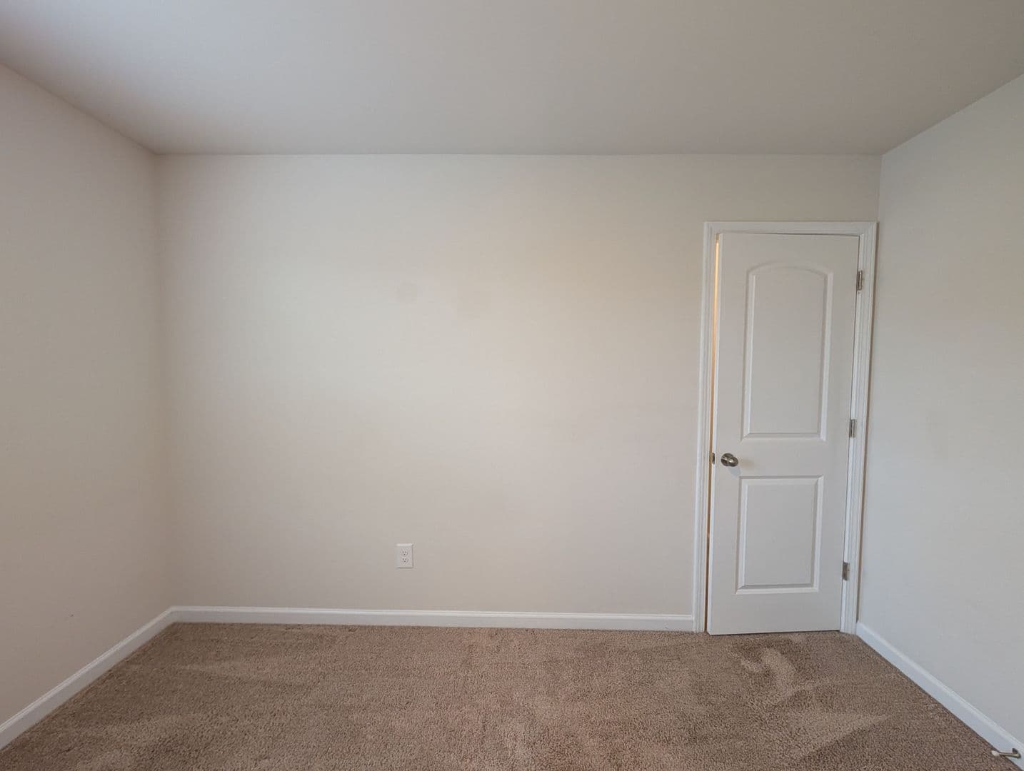 Monroe House: 3030 Eastcott Ave