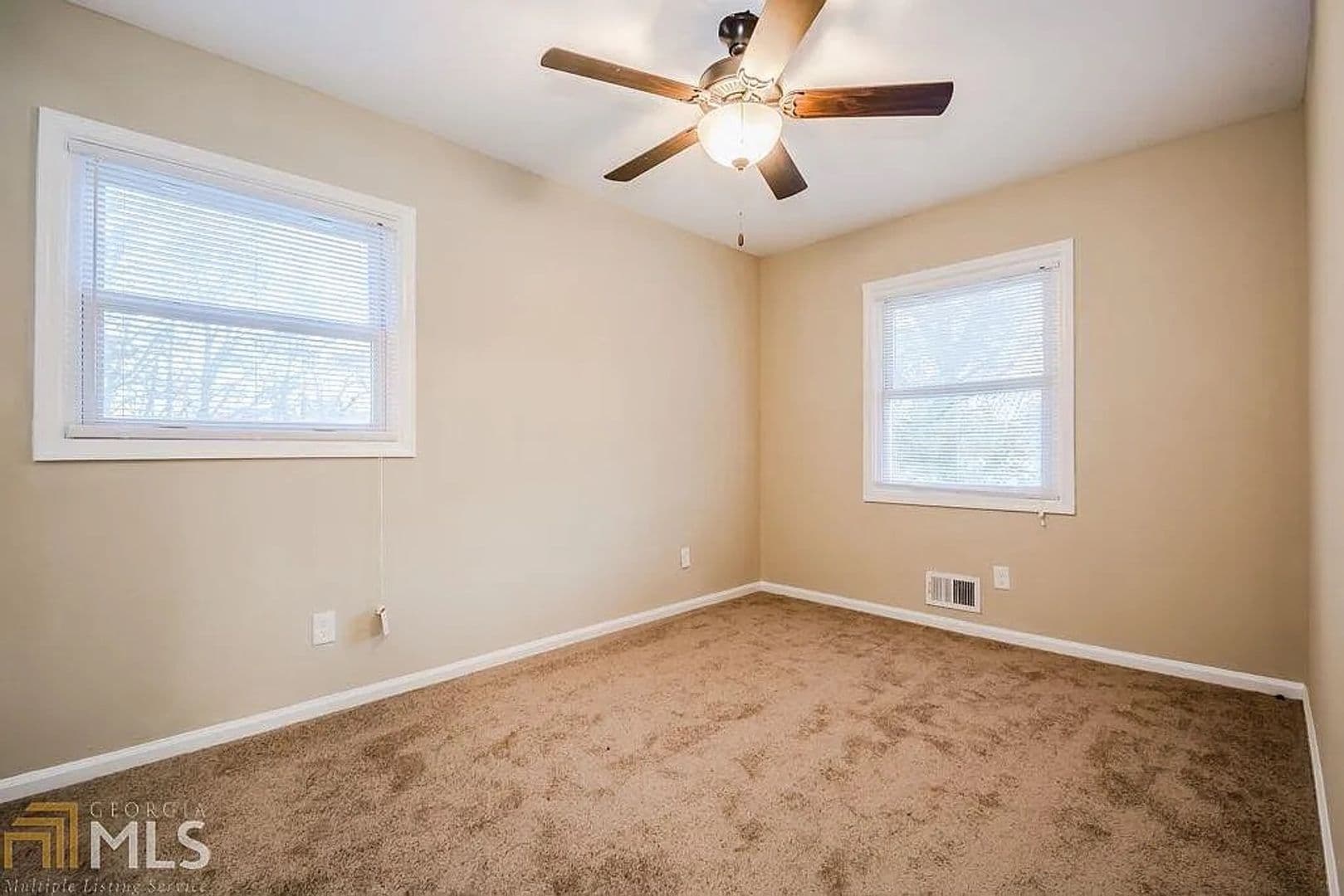 Lawrenceville House: 537 Reba Rd