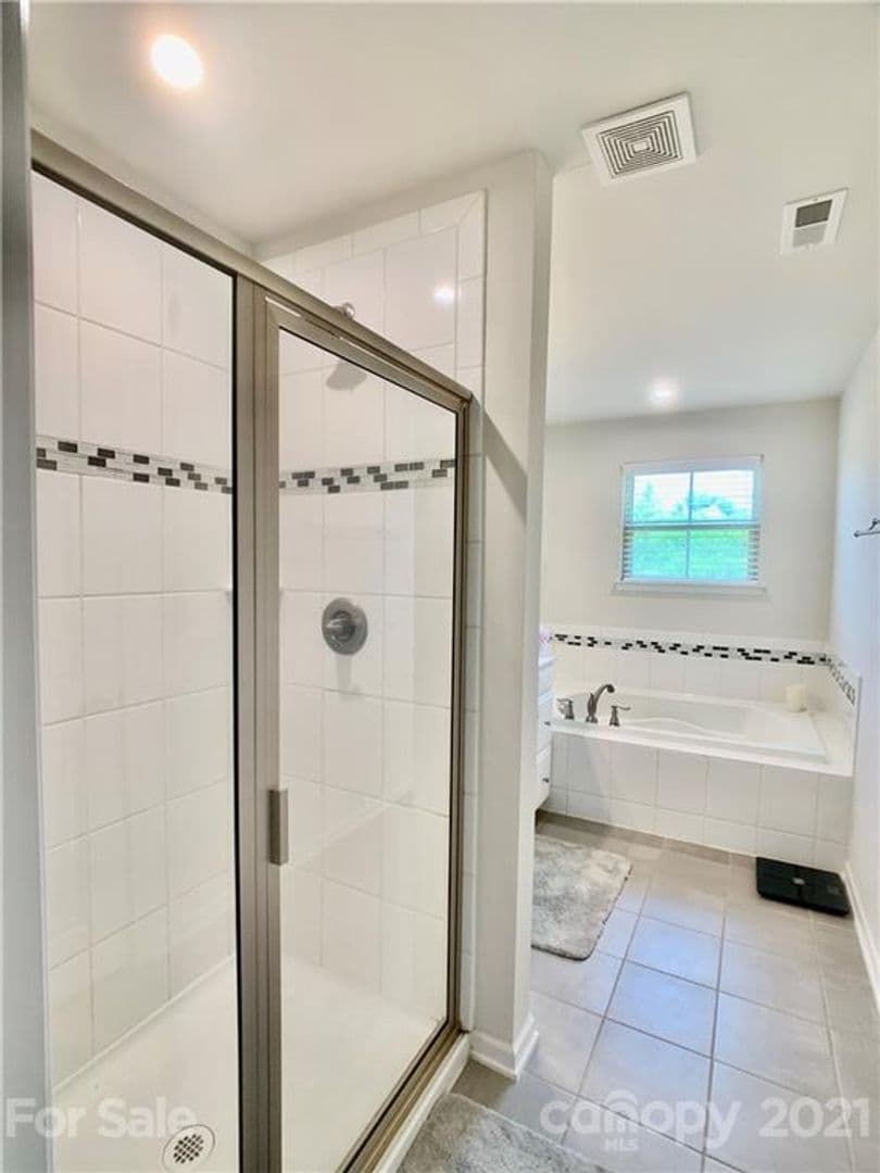 Charlotte House: 4106 Audubon Pk Dr