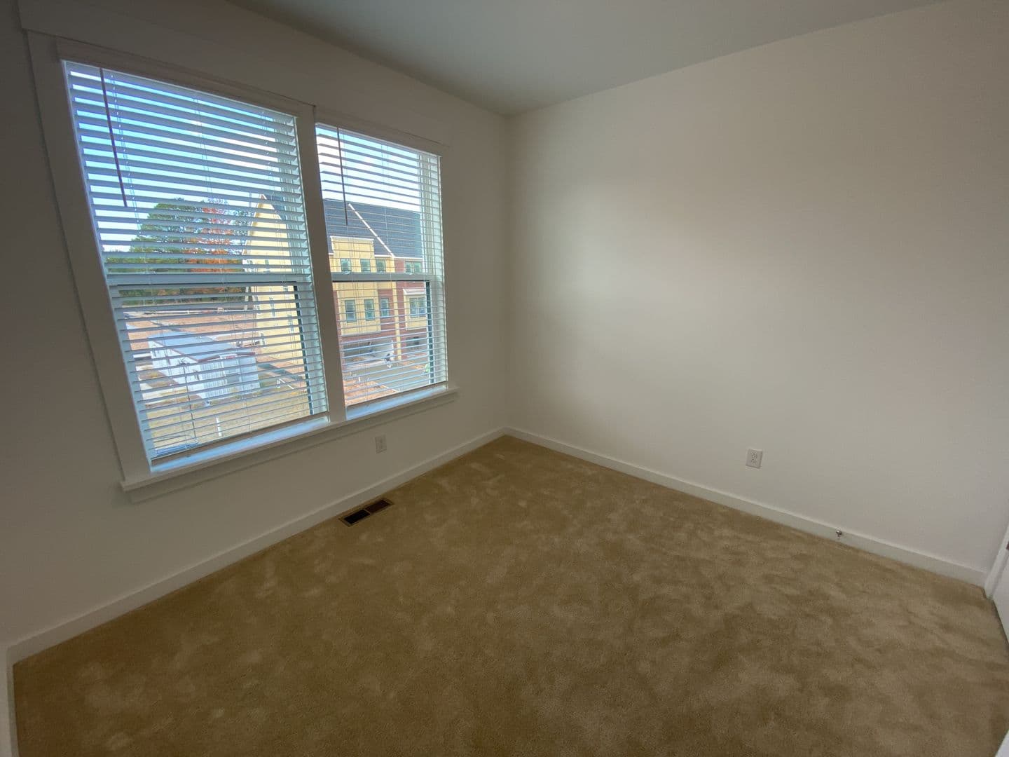 Cary House: 1110 Kiernan Grove Ln