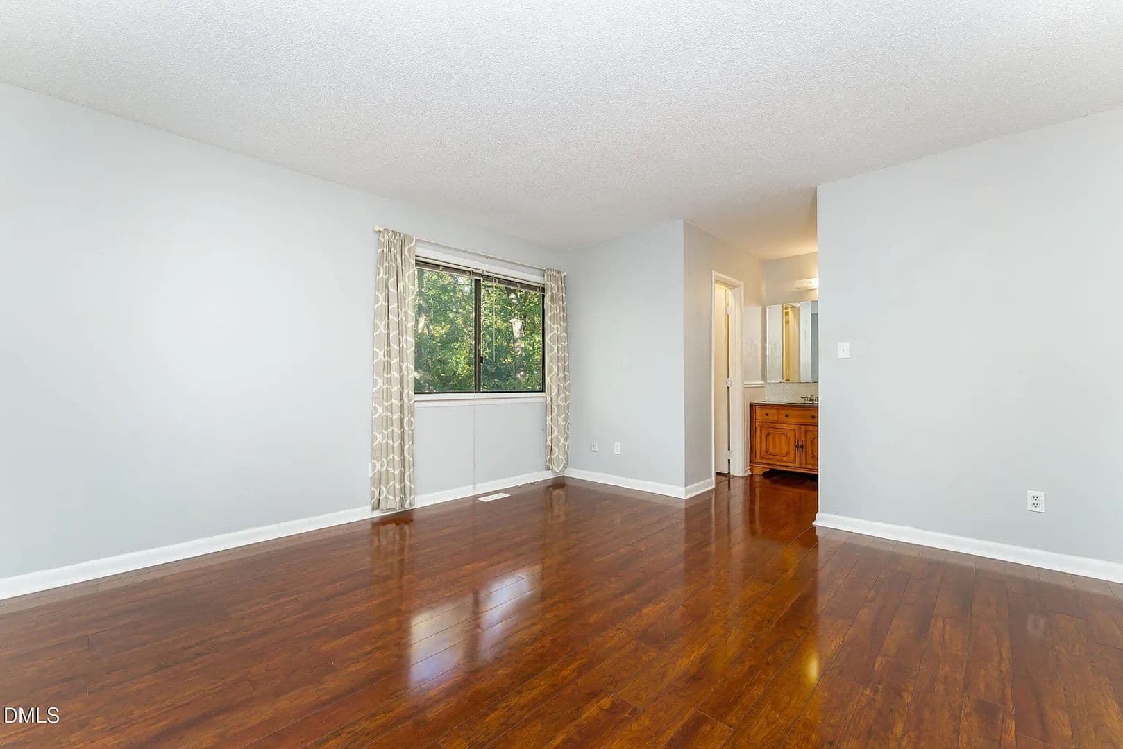 Raleigh House: 7320 Sandy Creek Dr