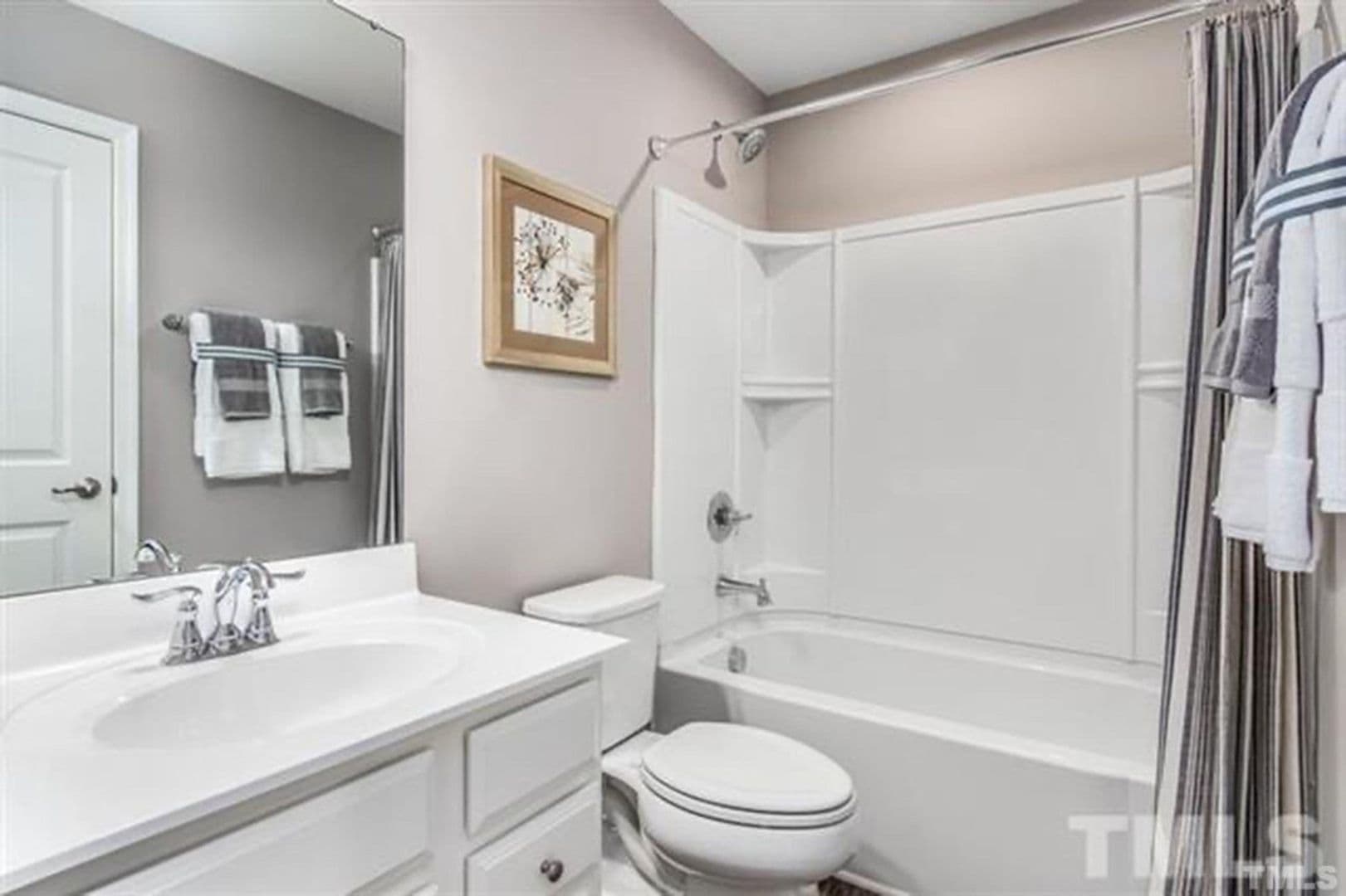 Raleigh House: 6500 Pathfinder Wy