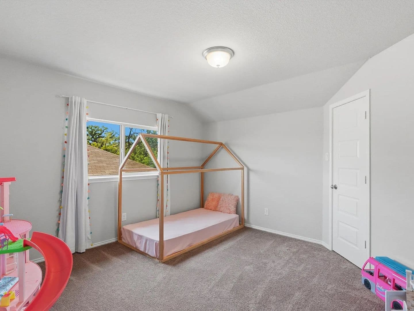 Denton House: 3512 Harbour Mist Trail