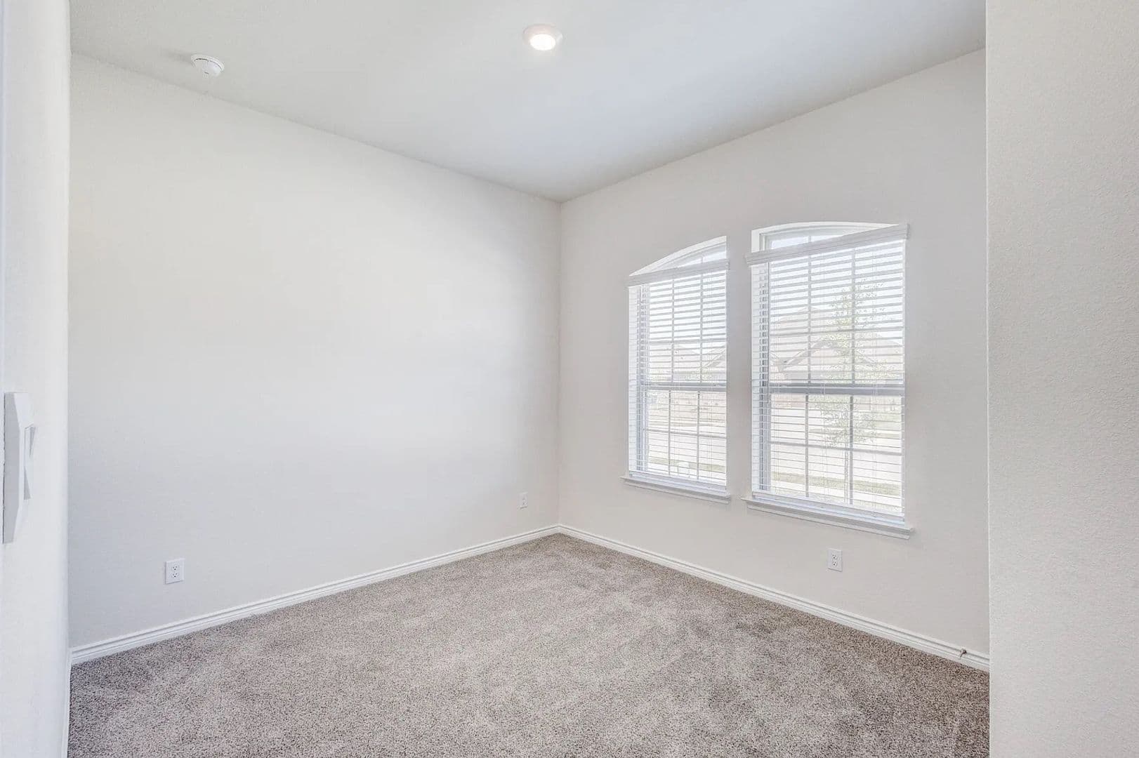 Garland House: 6993 Newby Ln