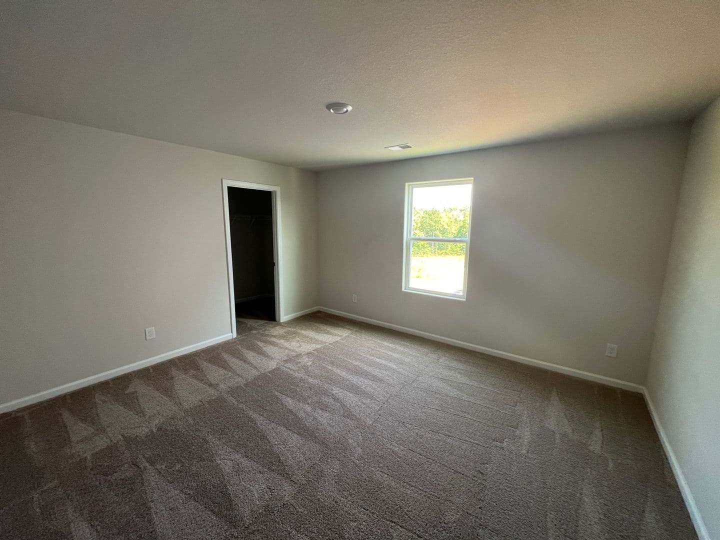 Zebulon House: 461 Turning Lake Drive
