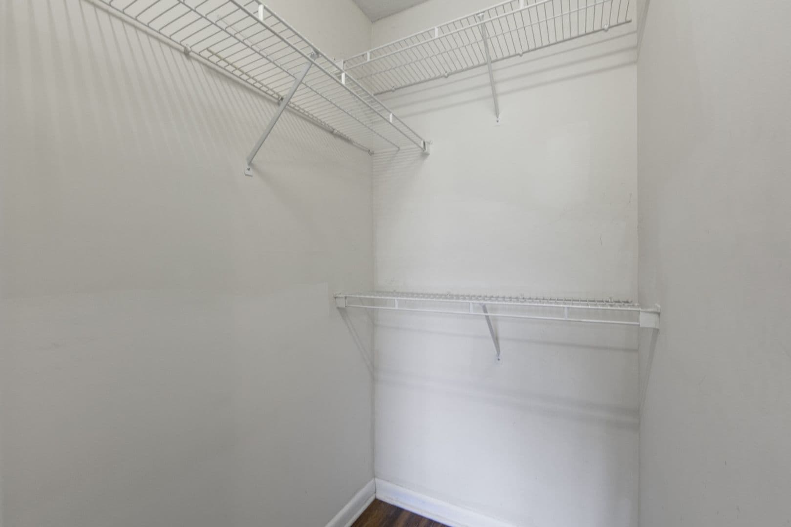 Raleigh House: 1251 #002 University Ct