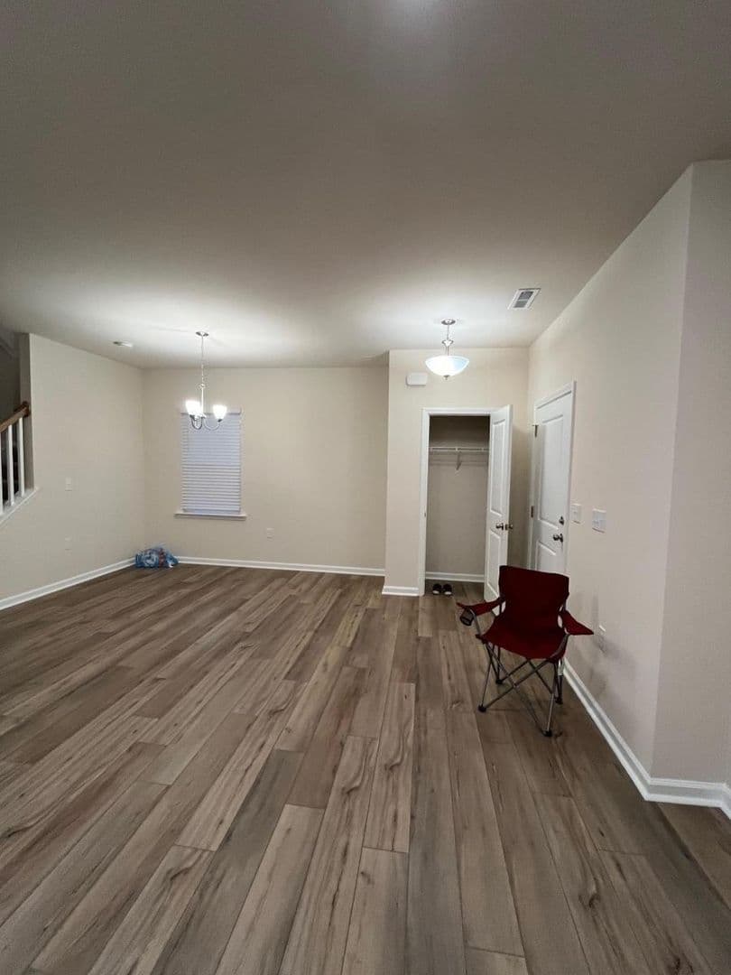 Raleigh House: 5600 Preveza Pl