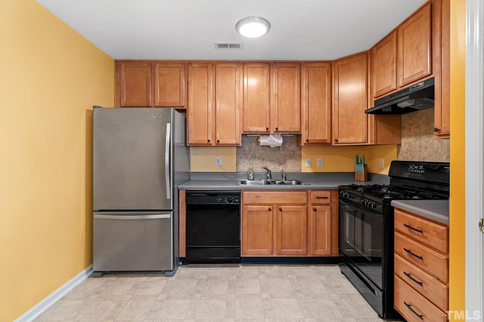 Raleigh House: 2601 Ivory Run Way