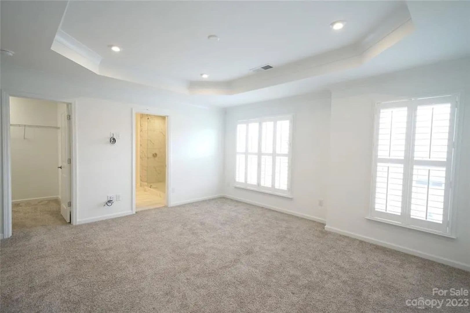 Charlotte House: 22047 Lani Dr