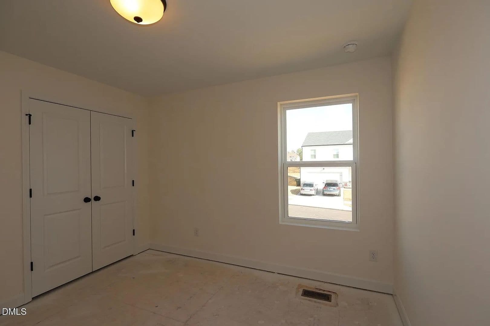 Raleigh House: 1321 Dimaggio Dr