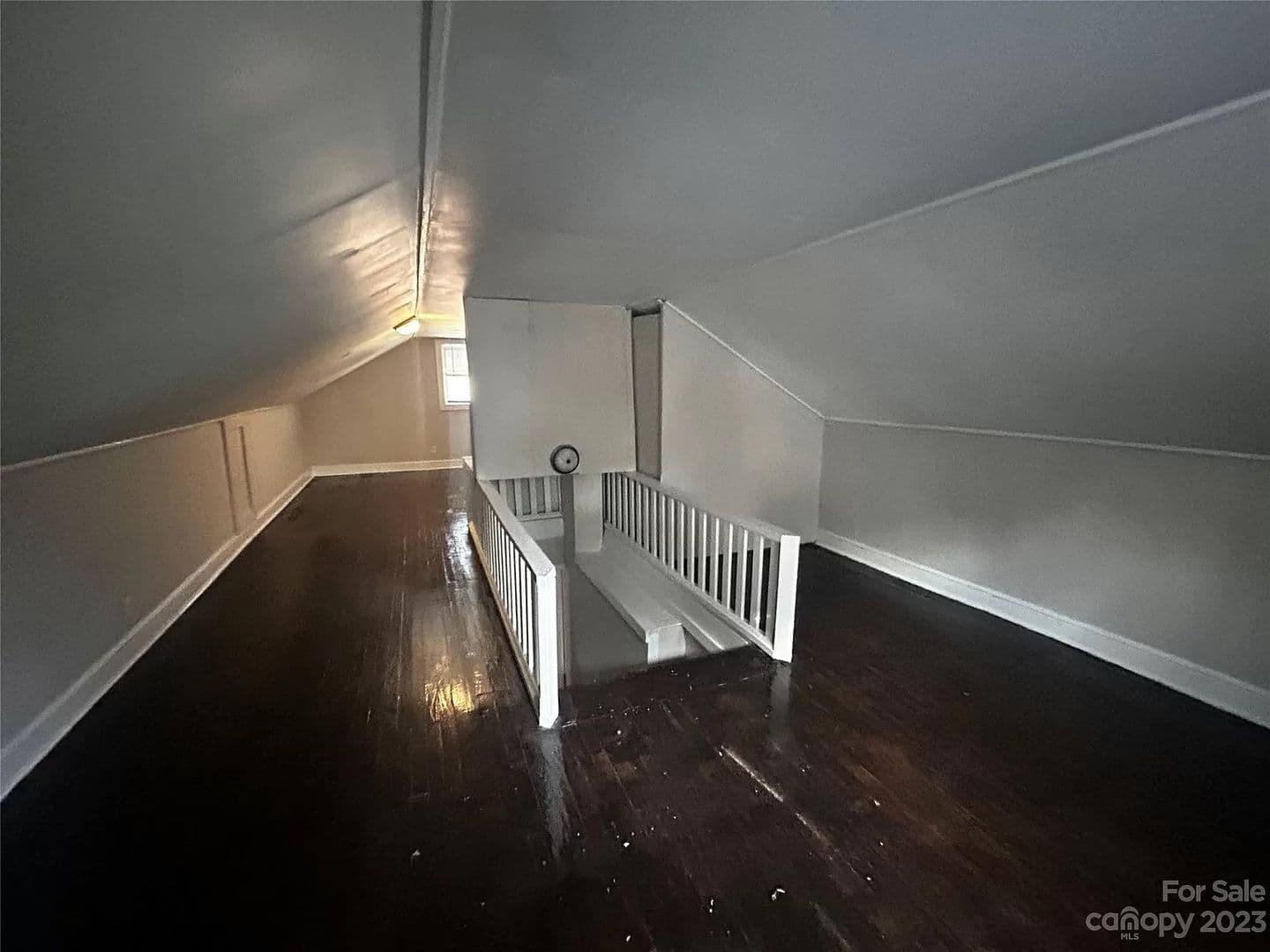 Charlotte House: 2517 Crispin Ave