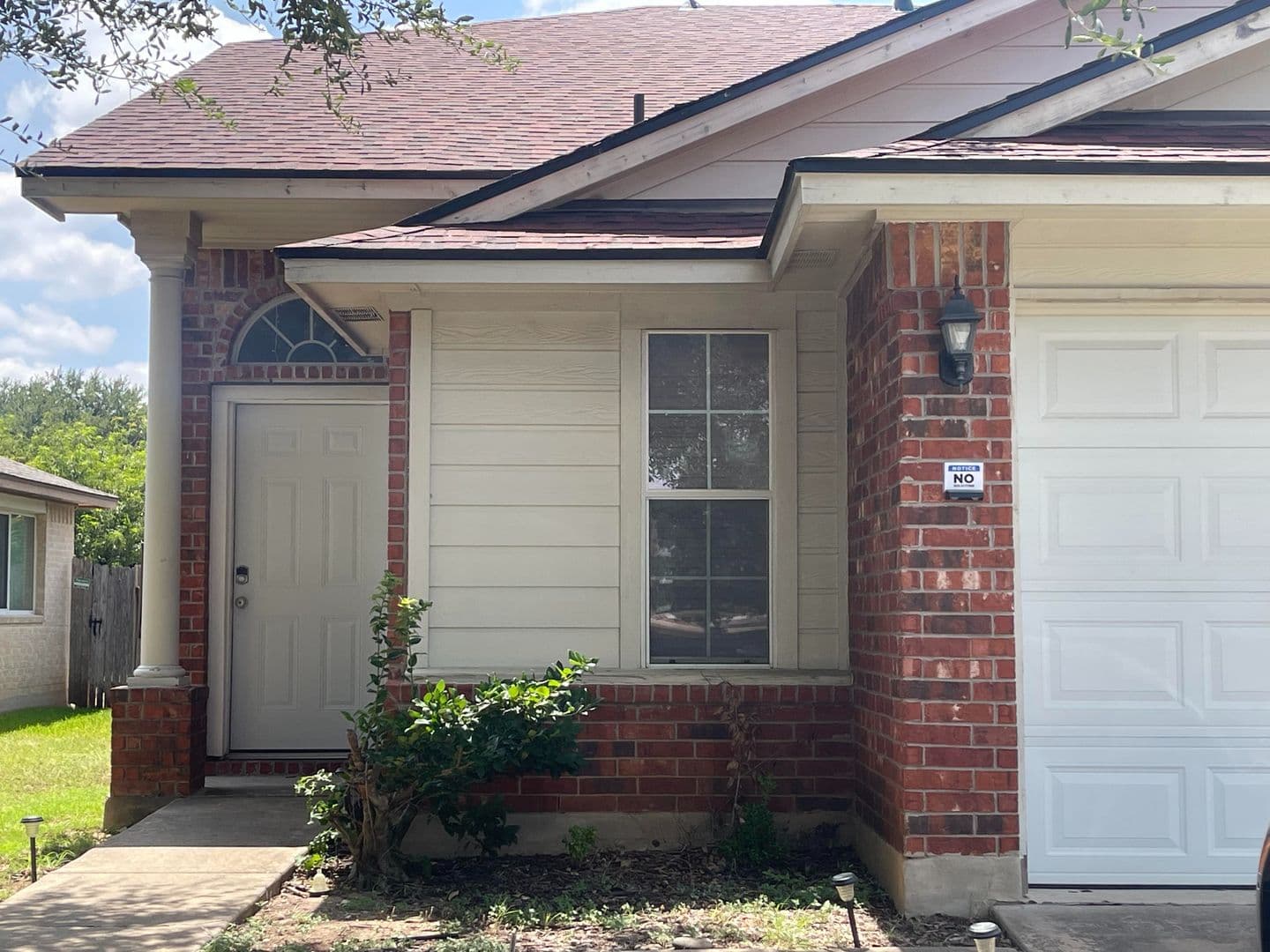 Leander House: 2419 Socorro Bend