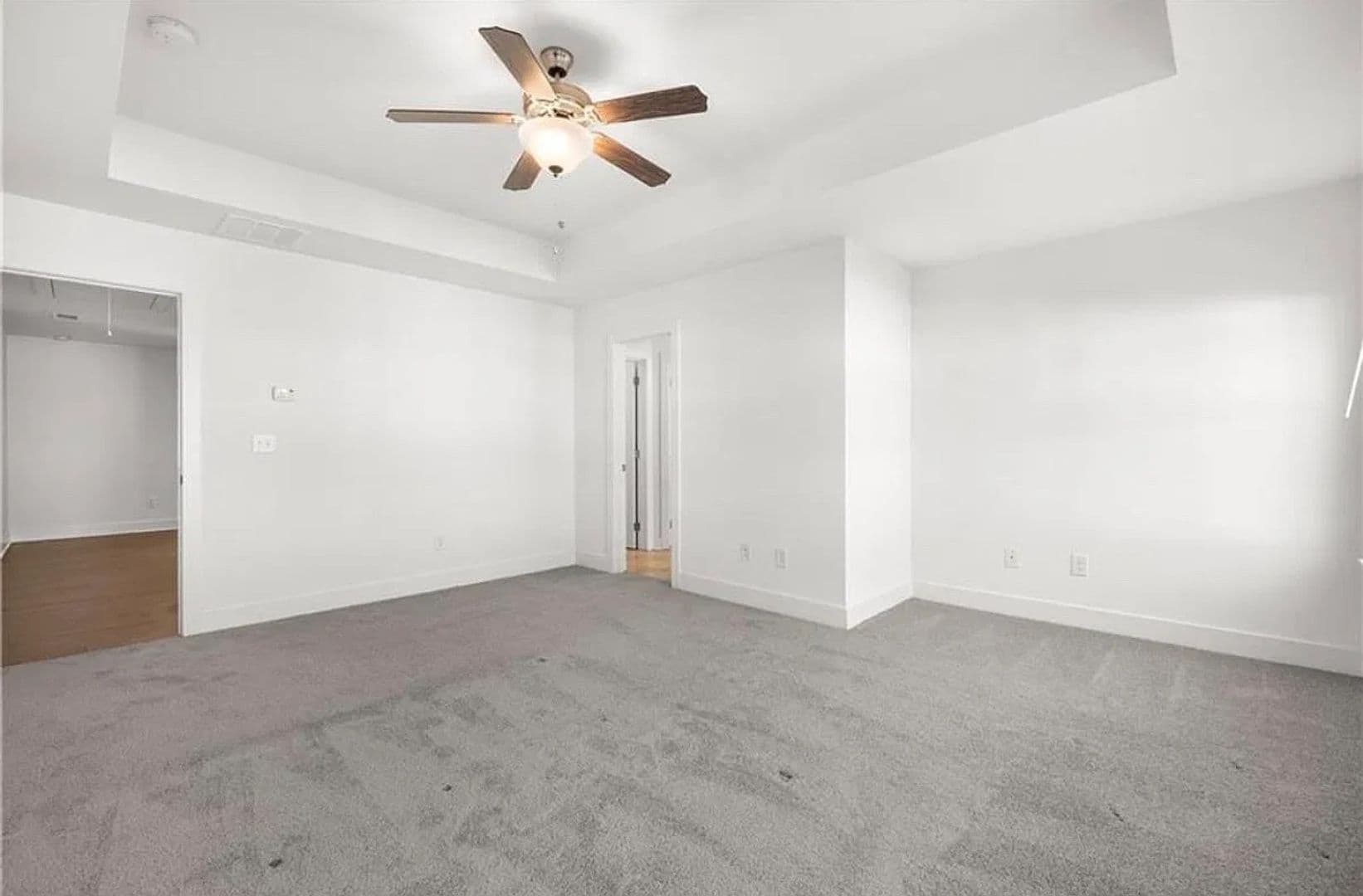 Auburn House: 246 Auburn Valley Wy