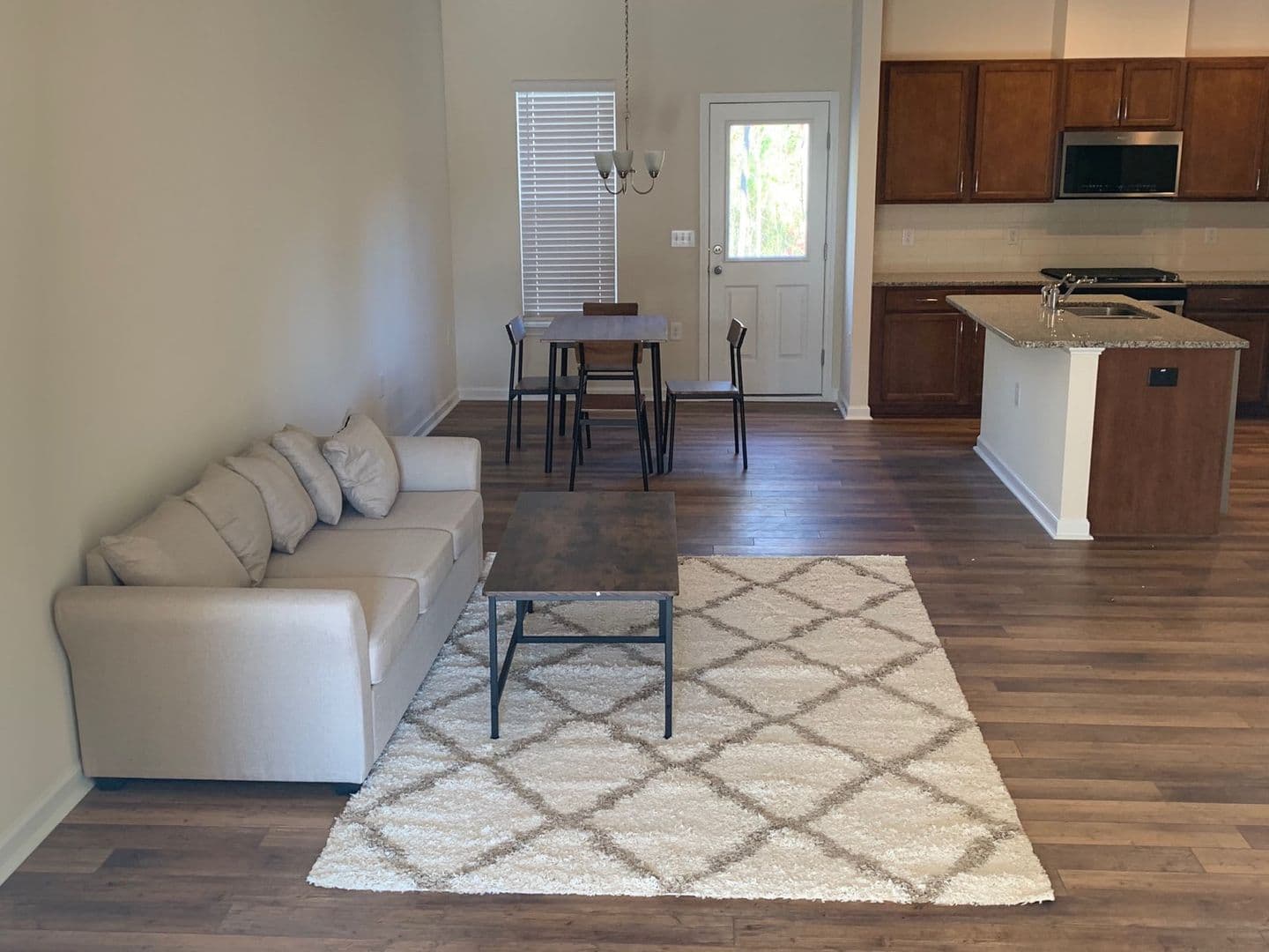 Durham House: 88 Whitesell Way