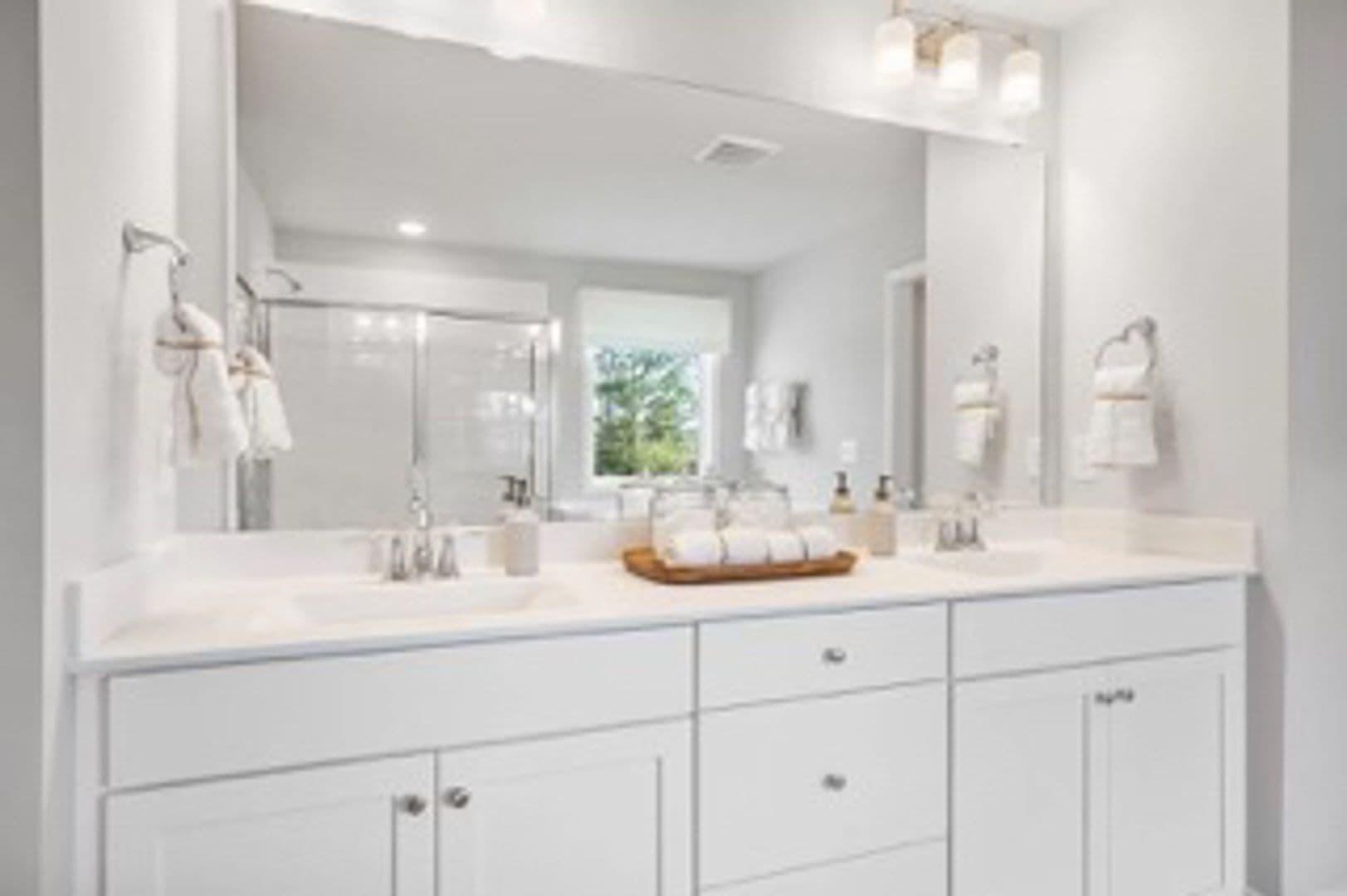Garner House: 108 Gunderson Ln