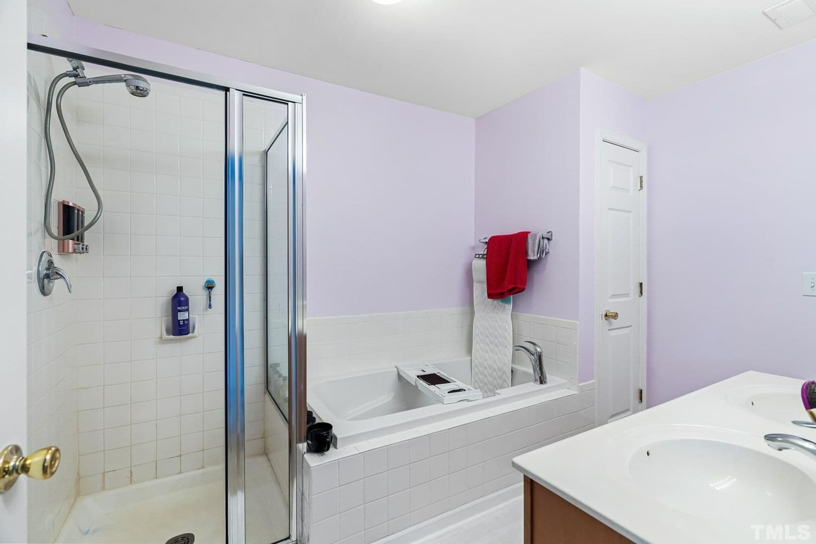 Raleigh House: 2601 Ivory Run Way