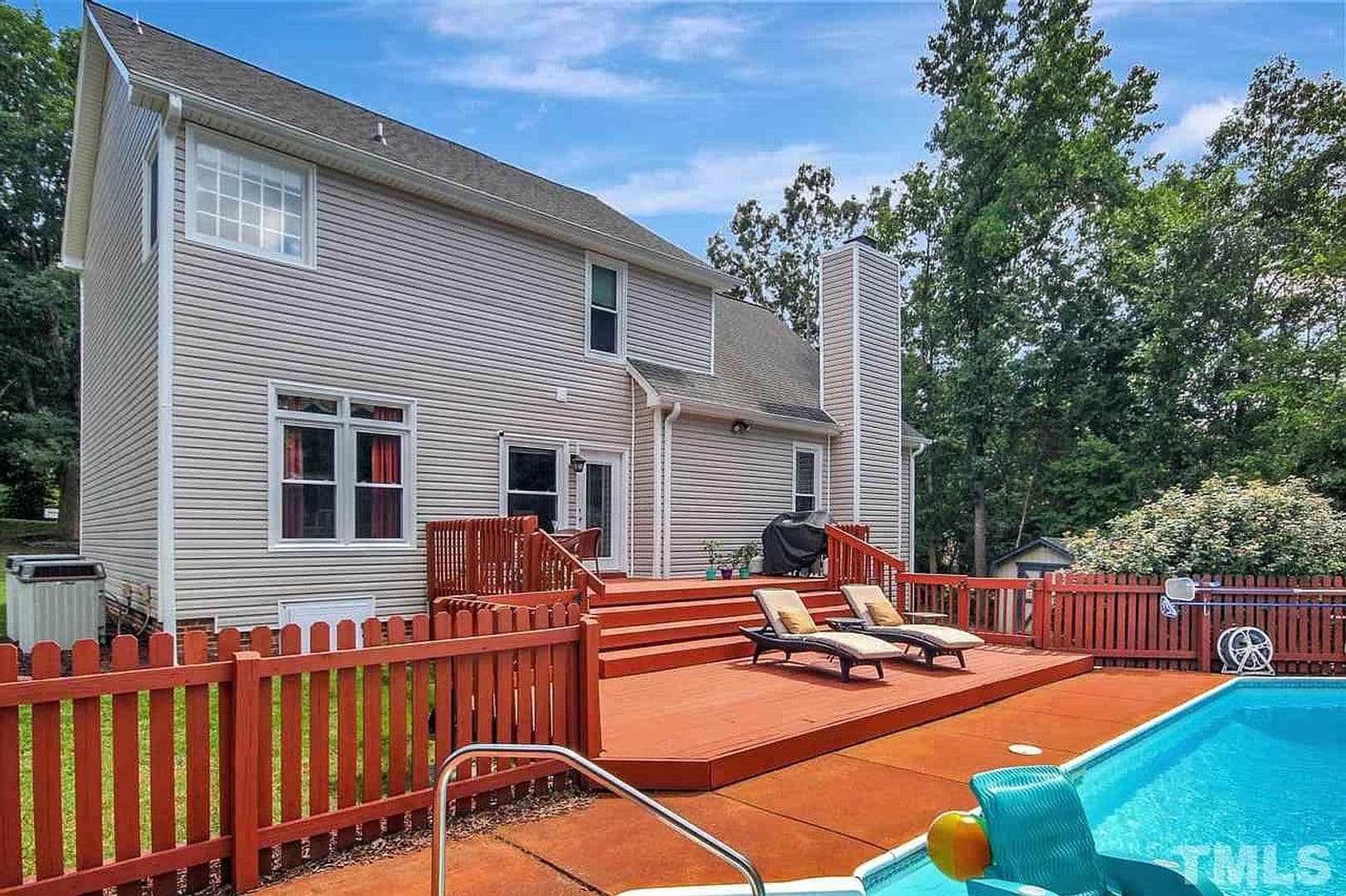 Raleigh House: 3209 Daingerfield Dr