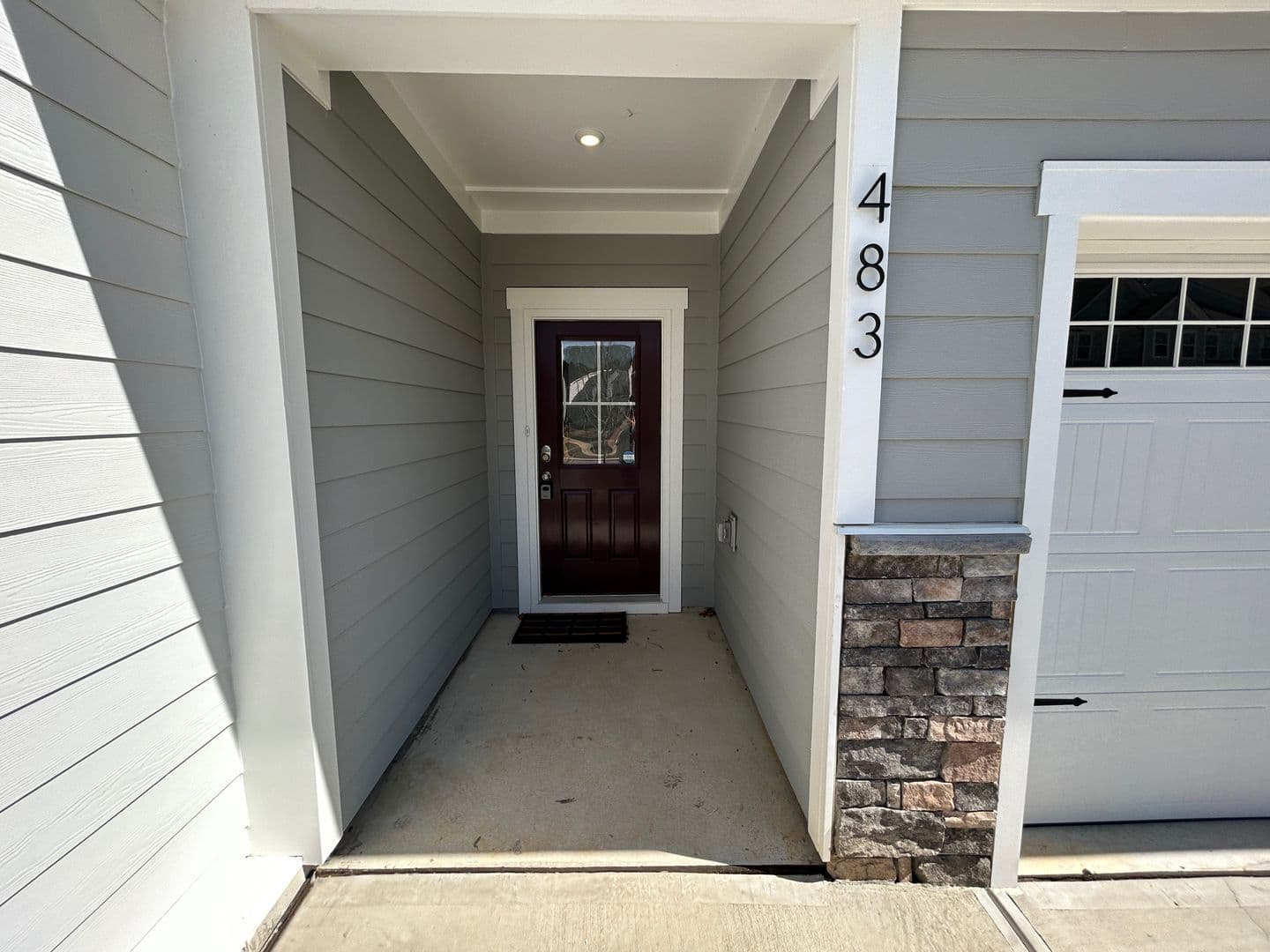 Cary House: 483 Clark Creek Ln