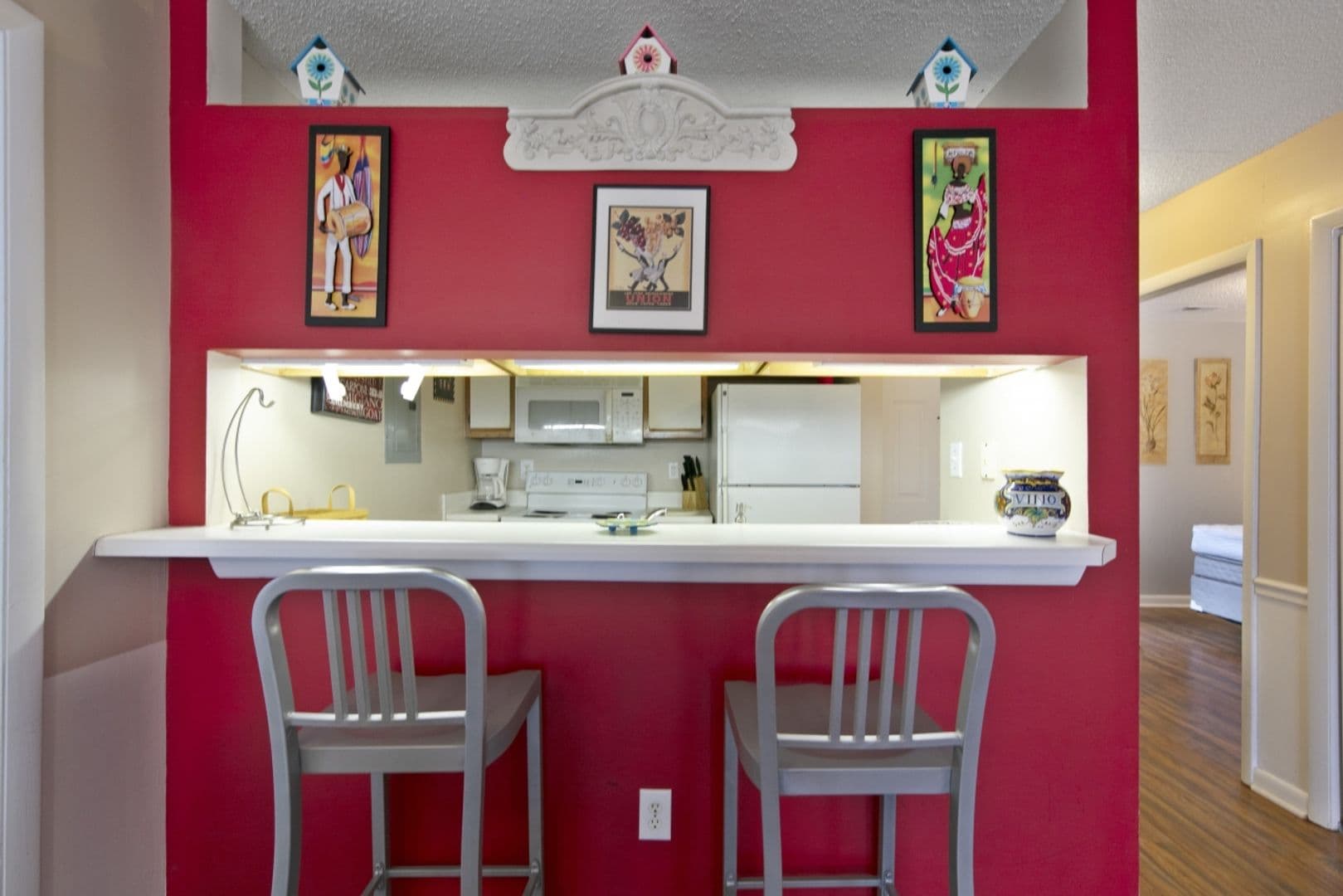 Raleigh House: 1251 #002 University Ct