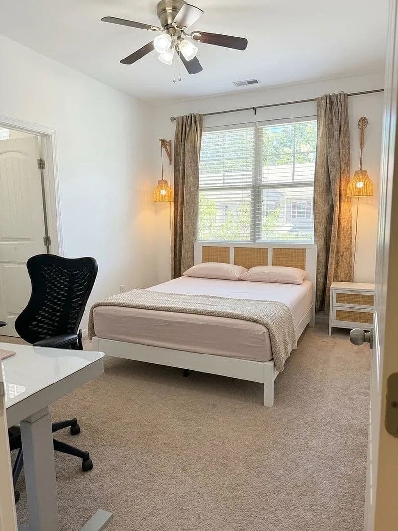 Morrisville House: 428 Manchester Park Ln