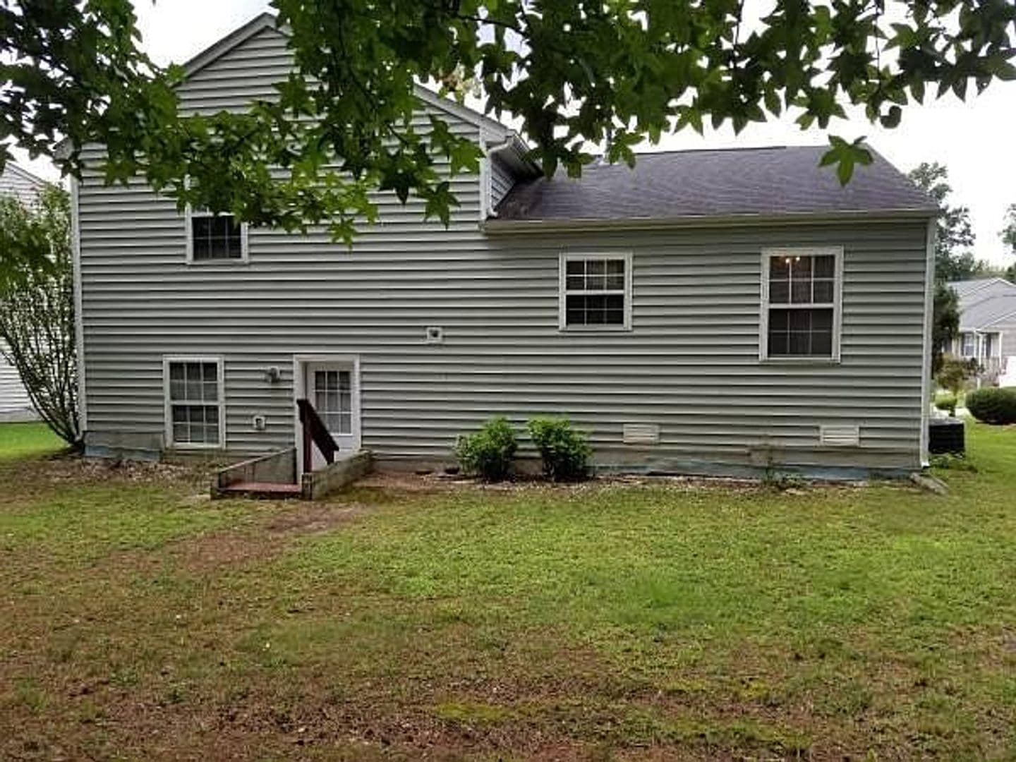 Raleigh House: 7308 Renyard Ct