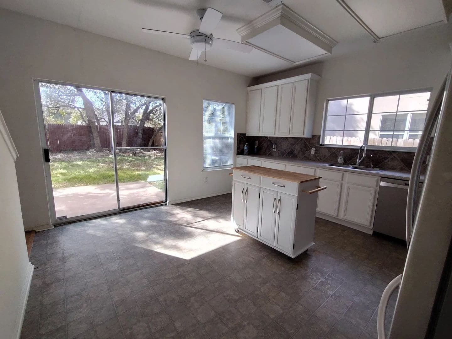 Leander House: 2108 Cottontail Dr
