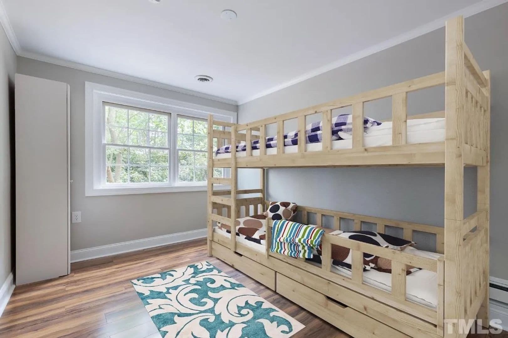 Raleigh House: 4600 Joyner Pl