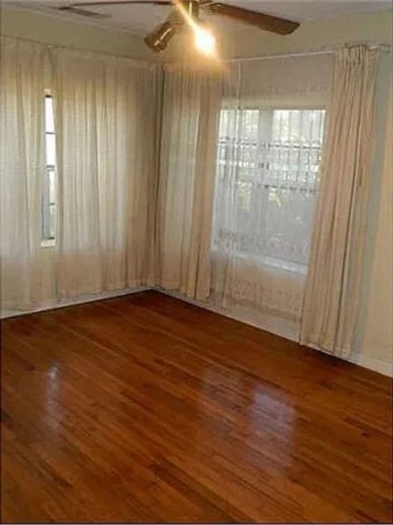 Villa Rica House: 14461 Veterans Memorial Highway