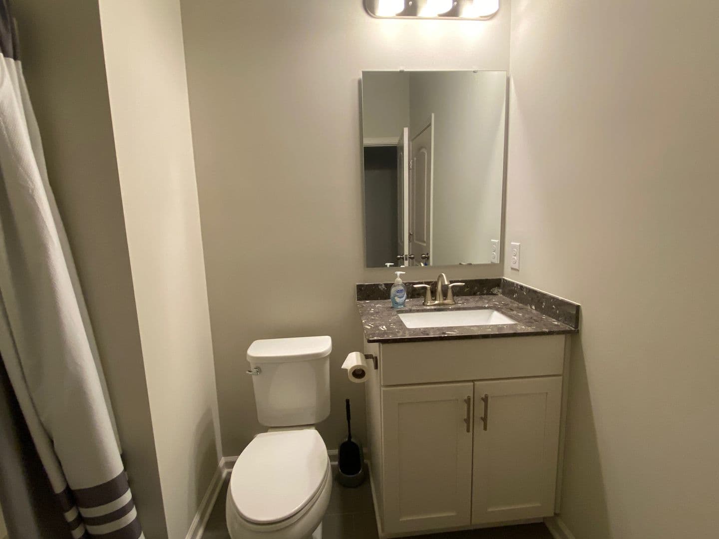 Charlotte House: 9436 Ainslie Downs St