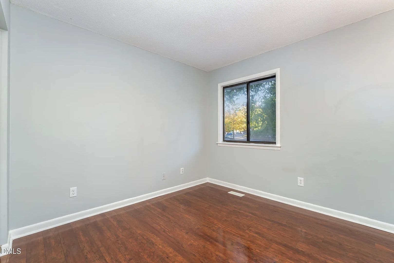 Raleigh House: 7320 Sandy Creek Dr