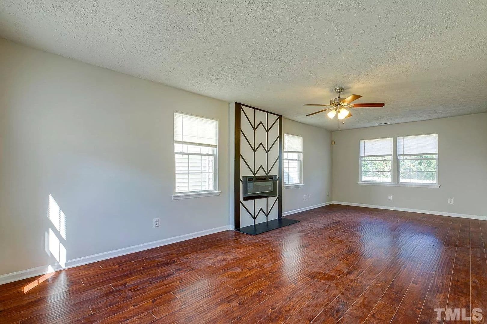 Durham House: 3615 Sana Ct