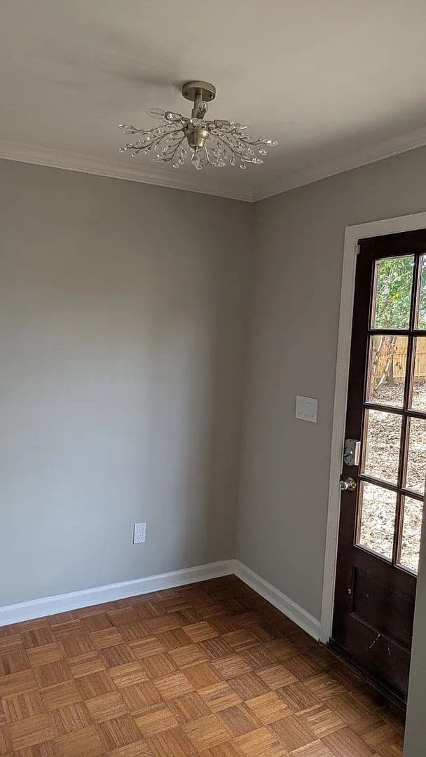 Smyrna House: 1848 Cooper Lake Dr SE
