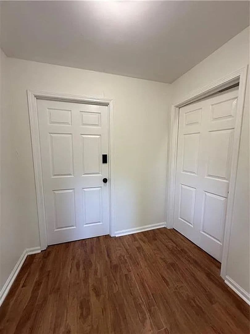 Alpharetta House: 721 Wedgewood Dr