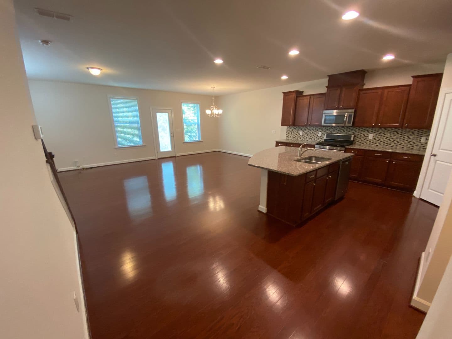 Apex House: 2406 Pecan Ridge Way