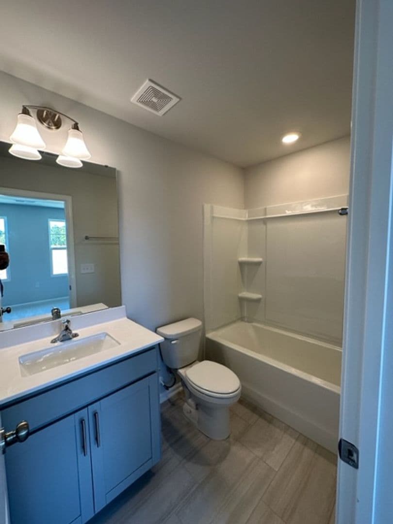 Apex House: 1642 Kipp Ln
