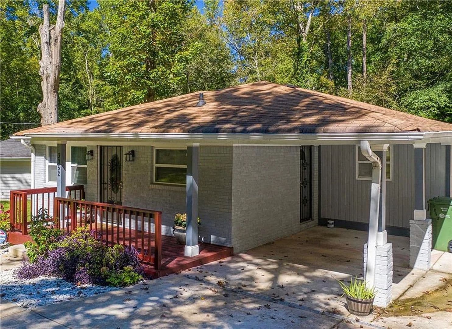 Atlanta House: 3052 Browns Mill Rd SE