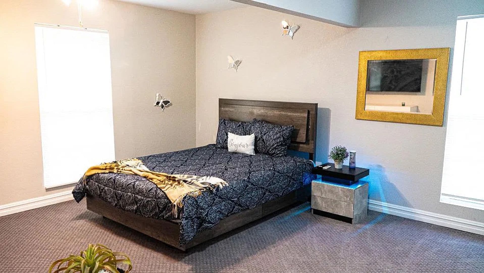 Mesquite House: 1715 Crestridge Dr