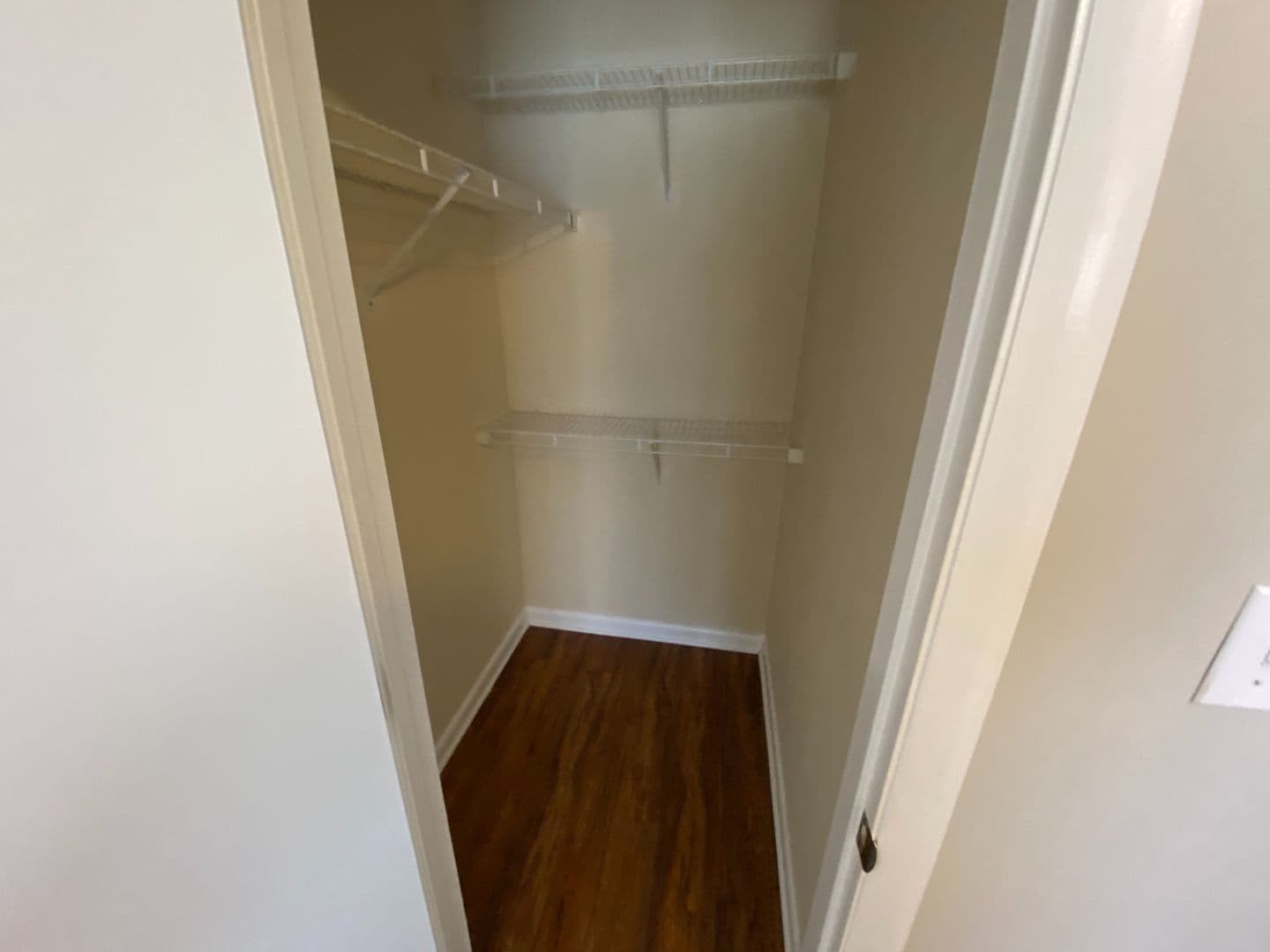 Raleigh House: 1251 #002 University Ct