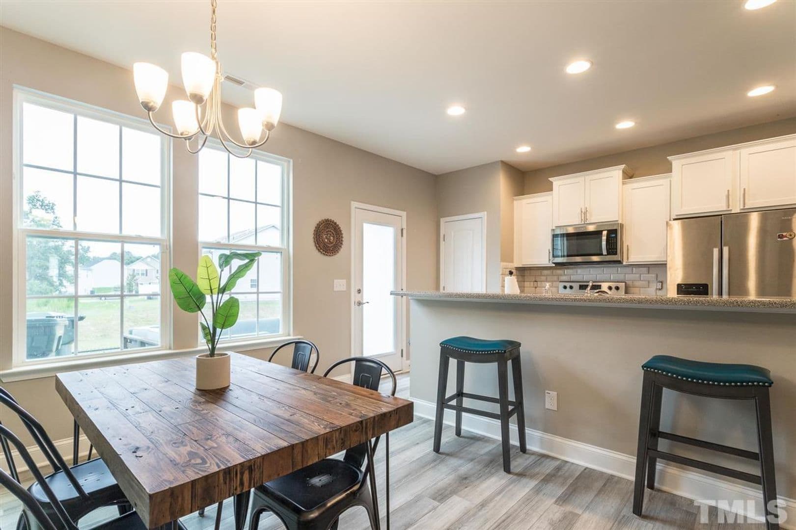 Raleigh House: 4707 Princess Lita Way