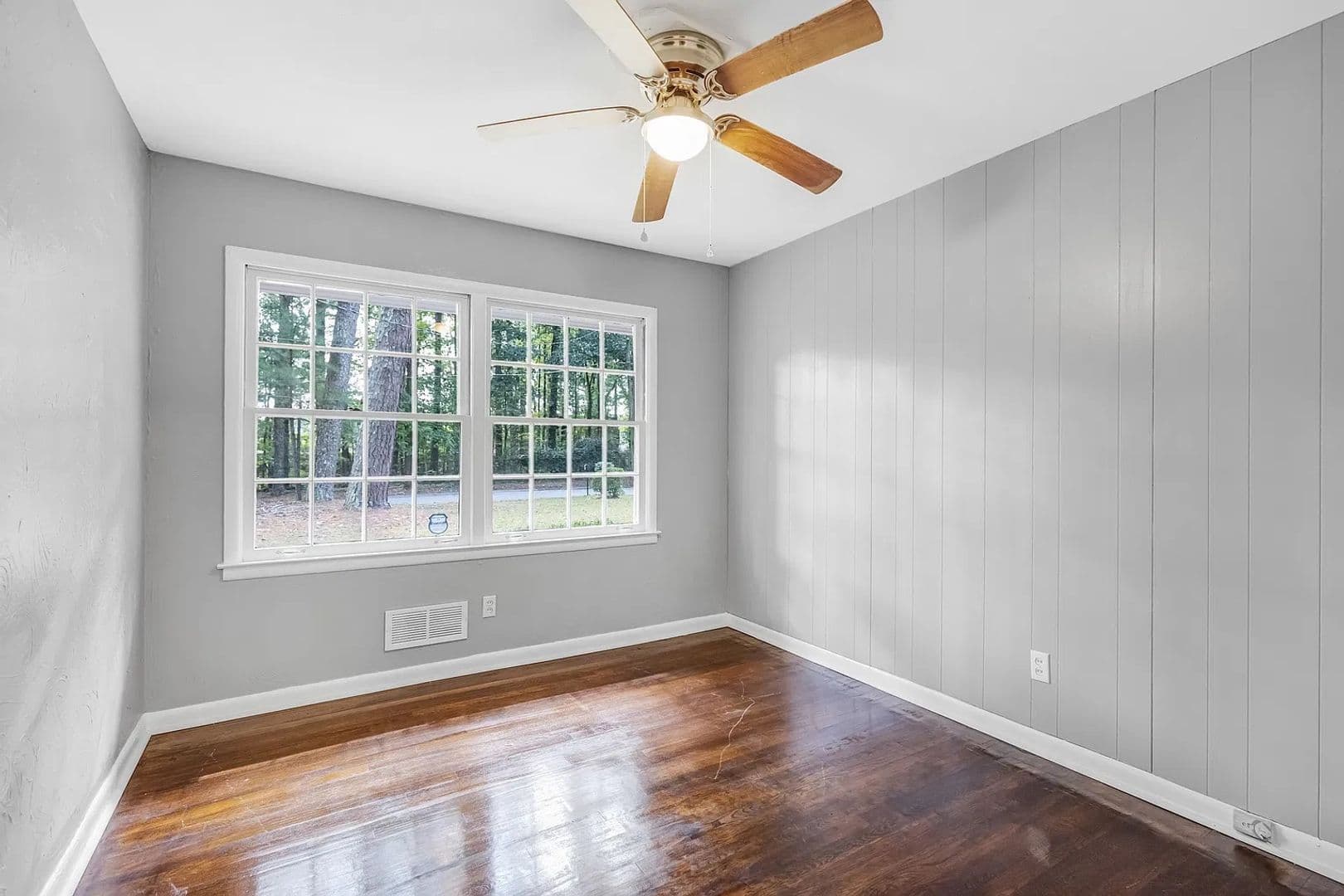 East Point House: 3201 Beech Dr