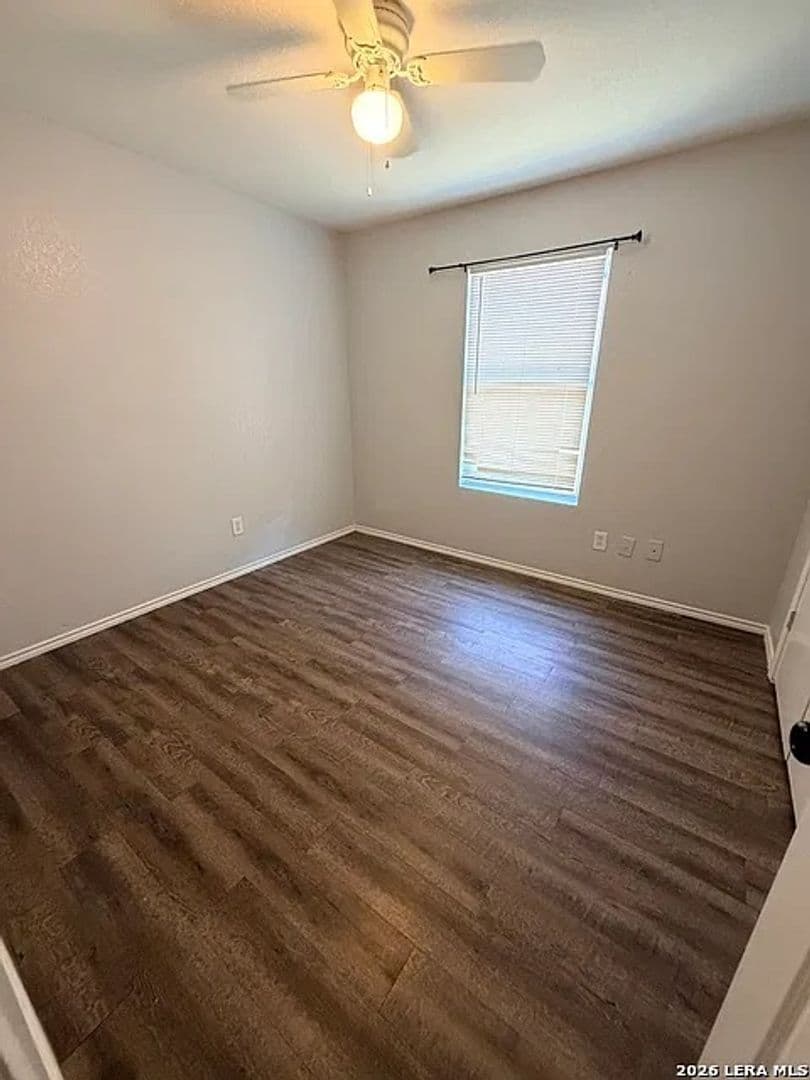 San Antonio House: 6131 Lake Victoria St