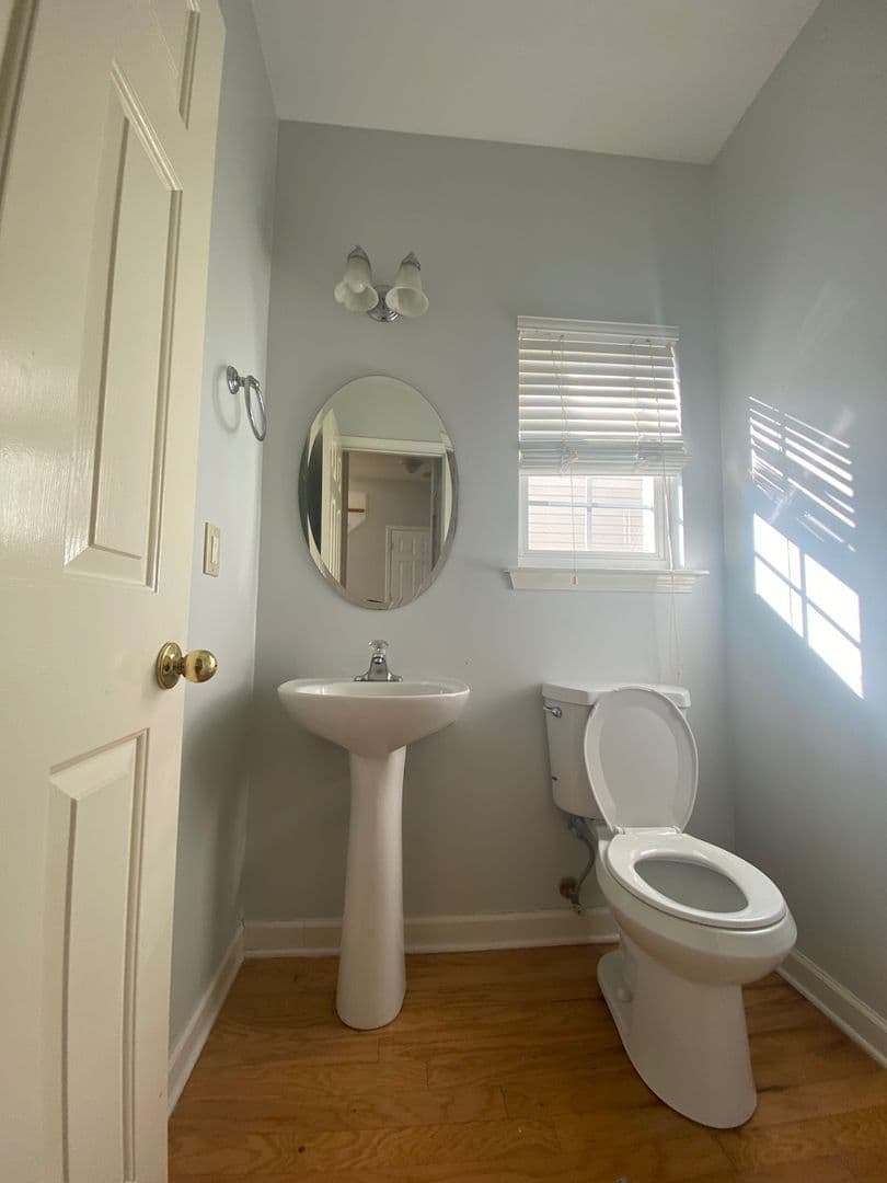 Charlotte House: 12129 Hampton Pl Dr